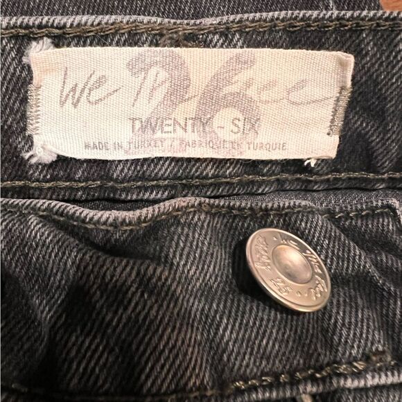 We The Free High Rise Rigid Black Wash Distressed Crop Straight Jeans Sz 26 - Picture 6 of 8